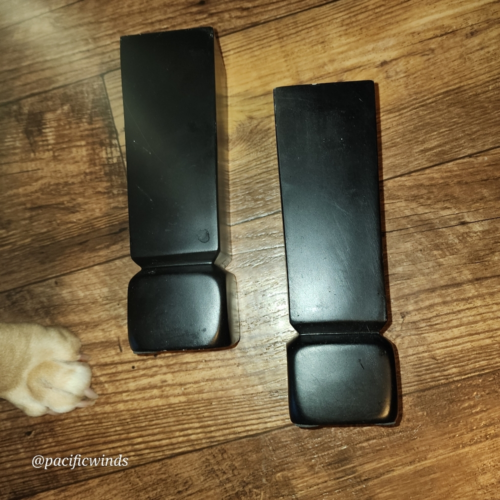 BOOKENDS HEAVY WOODEN EXCLAMATION MARK